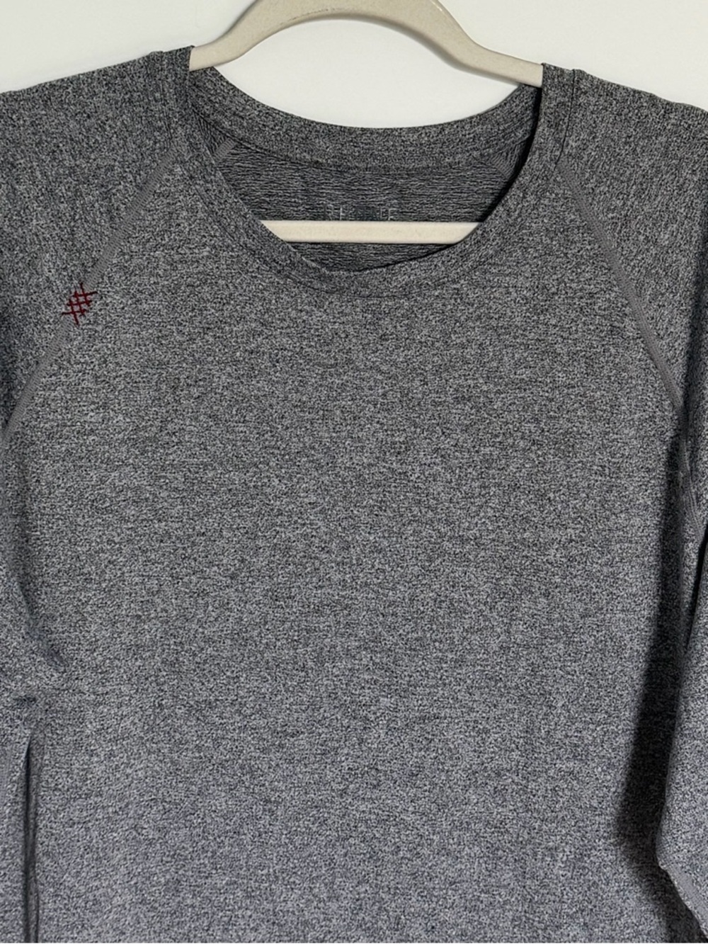 RHONE Men's Heather Gray Reign Long Sleeve Performance T-Shirt XL 54704 - Picture 3 of 13